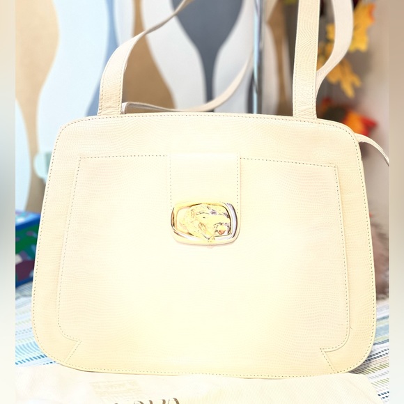 Vintage Escada bag - Picture 2 of 14
